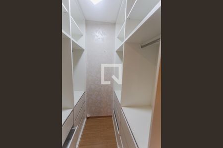 Closet da Suíte de apartamento para alugar com 3 quartos, 82m² em Ipiranga, Belo Horizonte