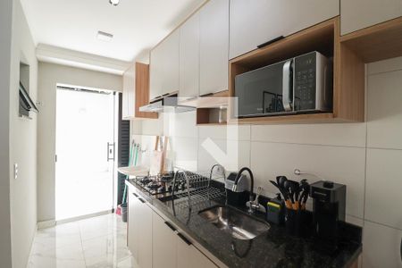 Sala/Cozinha/Área de Serviço de apartamento à venda com 1 quarto, 30m² em Parque Peruche, São Paulo