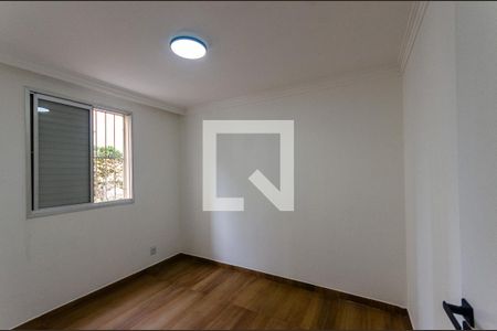 Quarto 1 de apartamento para alugar com 2 quartos, 50m² em Jardim do Tiro, São Paulo