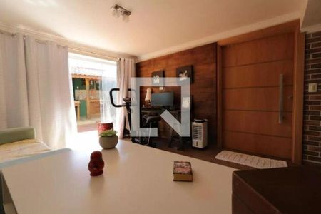 Casa à venda com 3 quartos, 310m² em Vila Bastos, Santo André