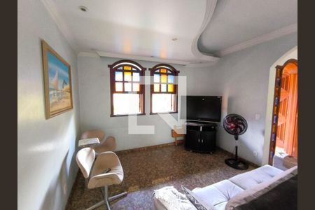 Casa à venda com 4 quartos, 420m² em Bonfim, Belo Horizonte