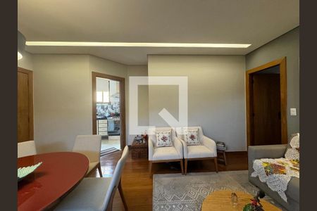 Apartamento à venda com 3 quartos, 102m² em Sagrada Família, Belo Horizonte