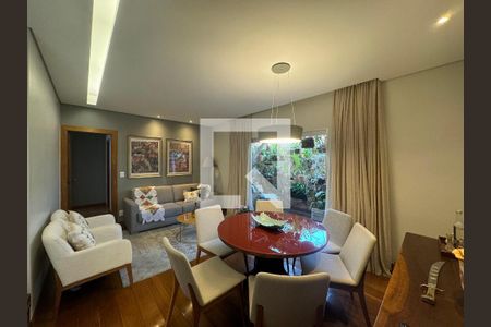 Apartamento à venda com 3 quartos, 102m² em Sagrada Família, Belo Horizonte