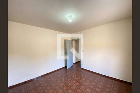 Casa à venda com 4 quartos, 130m² em Jardim do Lago, Campinas