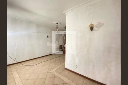 Casa à venda com 4 quartos, 180m² em Jardim Guanabara, Campinas