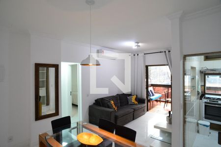 Sala de apartamento para alugar com 1 quarto, 59m² em Barra da Tijuca, Rio de Janeiro