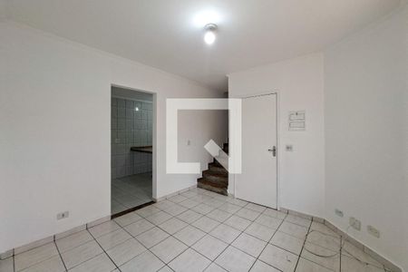 Sala de casa para alugar com 2 quartos, 80m² em Guilhermina, Praia Grande