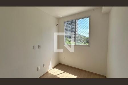 Quarto 1 de apartamento para alugar com 3 quartos, 55m² em Barra Olímpica, Rio de Janeiro