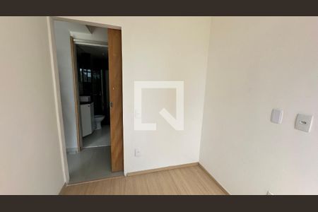Quarto 1 de apartamento para alugar com 3 quartos, 55m² em Barra Olímpica, Rio de Janeiro