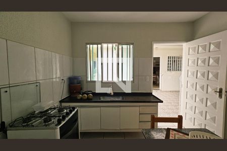 Casa à venda com 4 quartos, 296m² em Jardim Pacaembu, Jundiaí