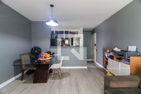 Sala de apartamento à venda com 3 quartos, 70m² em Butantã, São Paulo