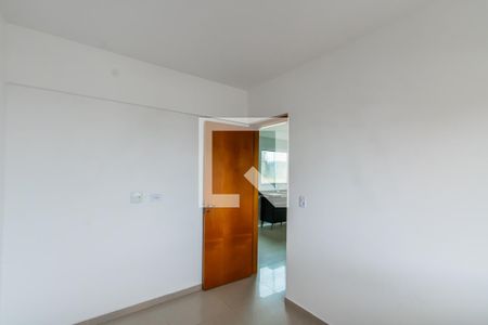 Quarto 1 de apartamento para alugar com 2 quartos, 48m² em Jardim Triana, São Paulo