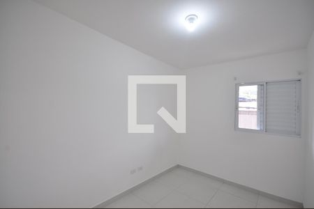 Quarto 1 de apartamento para alugar com 3 quartos, 42m² em Vila Mazzei, São Paulo