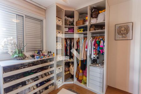Closet da Suíte de apartamento para alugar com 2 quartos, 72m² em Carvalho de Brito, Belo Horizonte