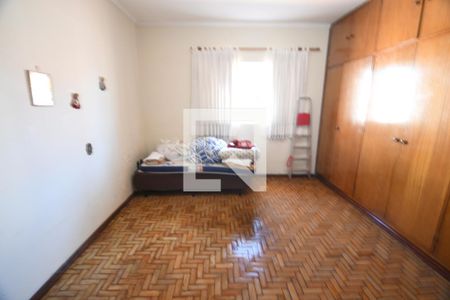 Quarto 1 de casa à venda com 2 quartos, 144m² em Vila Santa Isabel, Campinas