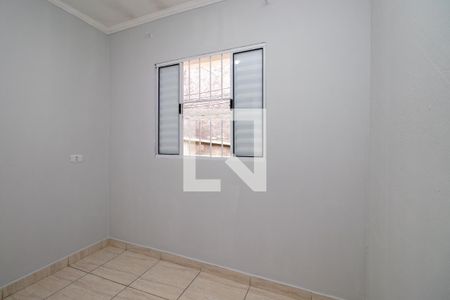 Quarto 1 de casa para alugar com 2 quartos, 55m² em Parque dos Bancarios, São Paulo