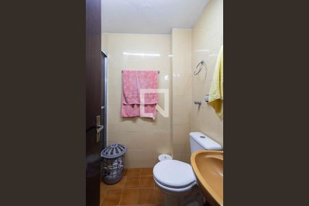 Banheiro de apartamento à venda com 1 quarto, 40m² em Jardim Botânico, Porto Alegre