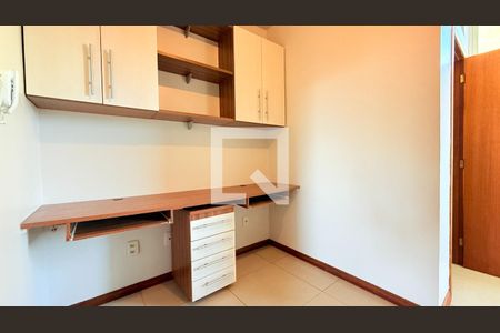 Quarto 1 de apartamento para alugar com 2 quartos, 71m² em Partenon, Porto Alegre