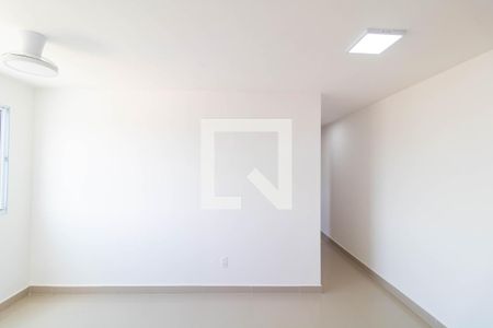 Sala de apartamento para alugar com 2 quartos, 43m² em Vila Satúrnia, Campinas