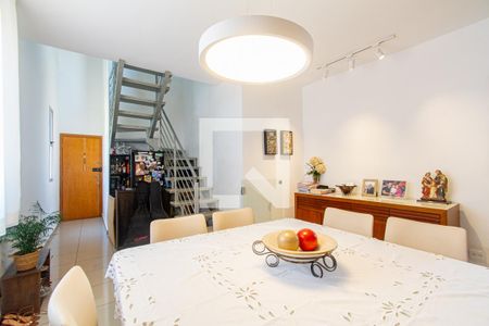 Sala de apartamento à venda com 2 quartos, 167m² em Sagrada Família, Belo Horizonte