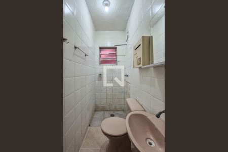 Banheiro Social de casa para alugar com 1 quarto, 50m² em Vila Santa Luzia, São Bernardo do Campo