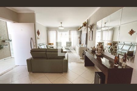 Sala de casa à venda com 4 quartos, 221m² em Água Fria, São Paulo