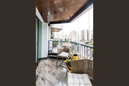 Varanda de apartamento à venda com 3 quartos, 195m² em Pompeia, São Paulo