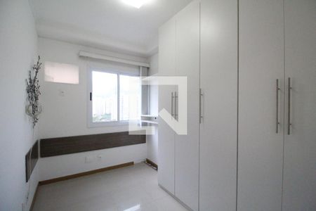 Quarto  de apartamento para alugar com 3 quartos, 86m² em Barra Olímpica, Rio de Janeiro