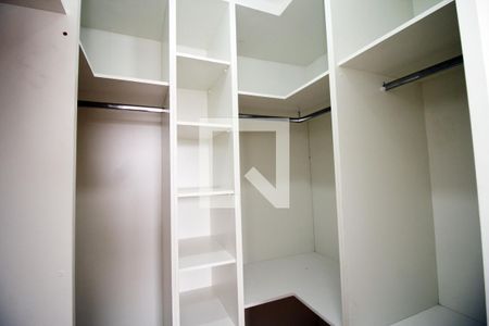 Closet de apartamento para alugar com 2 quartos, 55m² em Colégio, Rio de Janeiro
