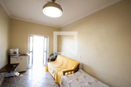 Quarto 1 de casa à venda com 4 quartos, 200m² em Vila Araguaia, São Paulo