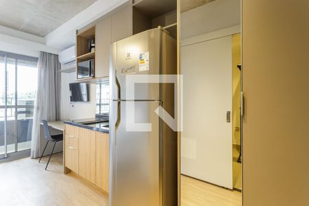 Cozinha de kitnet/studio para alugar com 1 quarto, 22m² em Indianópolis, São Paulo