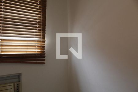 Quarto 1 de apartamento para alugar com 2 quartos, 62m² em Barra Olímpica, Rio de Janeiro