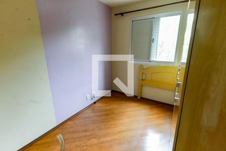 Quarto 1 de apartamento para alugar com 2 quartos, 49m² em Conjunto Promorar Raposo Tavares, São Paulo