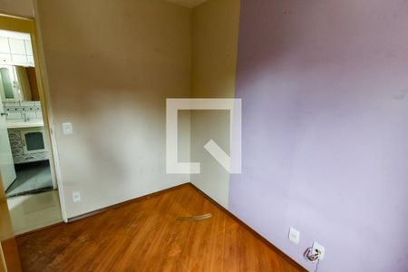 Quarto 1 de apartamento para alugar com 2 quartos, 49m² em Conjunto Promorar Raposo Tavares, São Paulo