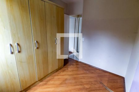 Quarto 1 de apartamento para alugar com 2 quartos, 49m² em Conjunto Promorar Raposo Tavares, São Paulo