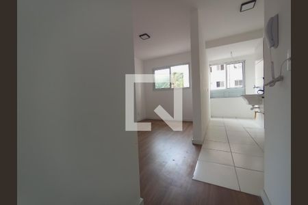 Sala/Cozinha de apartamento para alugar com 2 quartos, 38m² em Jardim Rincão, São Paulo