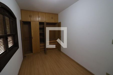 Suíte 2 de casa para alugar com 4 quartos, 320m² em Vila Yara, Osasco