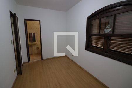 Suíte 2 de casa para alugar com 4 quartos, 320m² em Vila Yara, Osasco