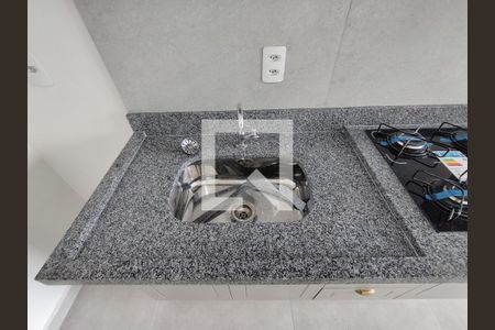 Sala/Cozinha de apartamento para alugar com 1 quarto, 29m² em Sacoma, São Paulo