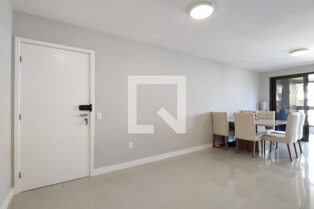 Sala de apartamento à venda com 3 quartos, 110m² em Barra da Tijuca, Rio de Janeiro
