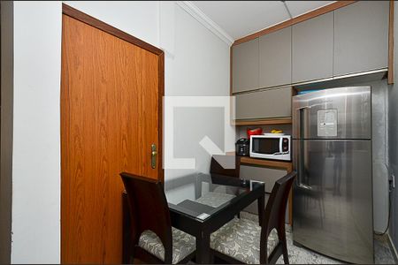 Cozinha de apartamento à venda com 3 quartos, 74m² em Cidade Nova, Belo Horizonte