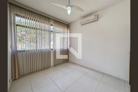 Apartamento à venda com 2 quartos, 71m² em Copacabana, Rio de Janeiro