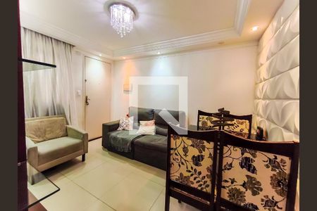 Sala de apartamento para alugar com 2 quartos, 54m² em Vila Curuçá Velha, São Paulo