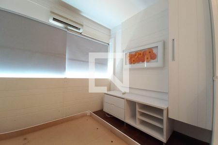 Quarto - Suíte  de apartamento à venda com 1 quarto, 70m² em Cambuí, Campinas