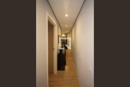 Corredor de apartamento para alugar com 2 quartos, 41m² em Jardim Egle, São Paulo