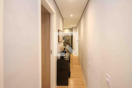 Corredor de apartamento para alugar com 2 quartos, 41m² em Jardim Egle, São Paulo