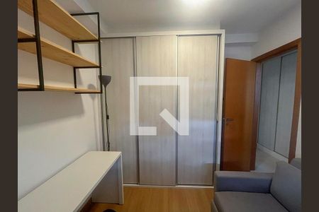 Quarto 1 de apartamento para alugar com 3 quartos, 90m² em Lourdes, Belo Horizonte