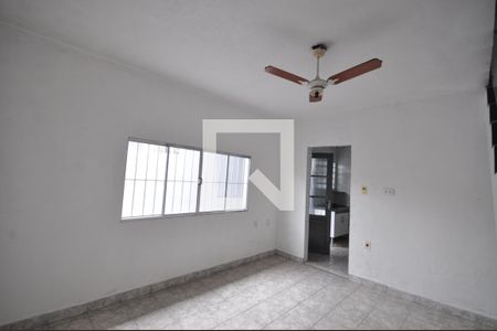 Sala de casa para alugar com 3 quartos, 80m² em Parque Vitoria, São Paulo