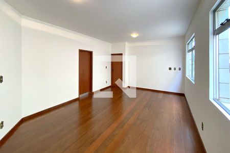 Sala de apartamento para alugar com 3 quartos, 90m² em Dona Clara, Belo Horizonte