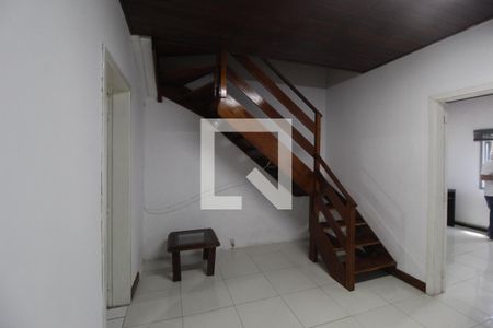 Casa à venda com 3 quartos, 200m² em Floresta, Porto Alegre